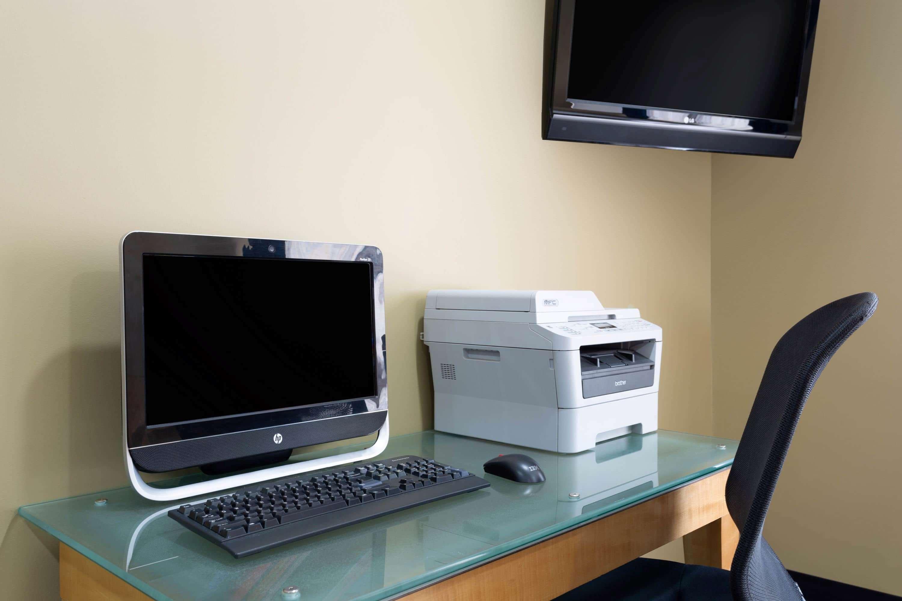 Days Inn By Wyndham Greensboro Airport Εξωτερικό φωτογραφία